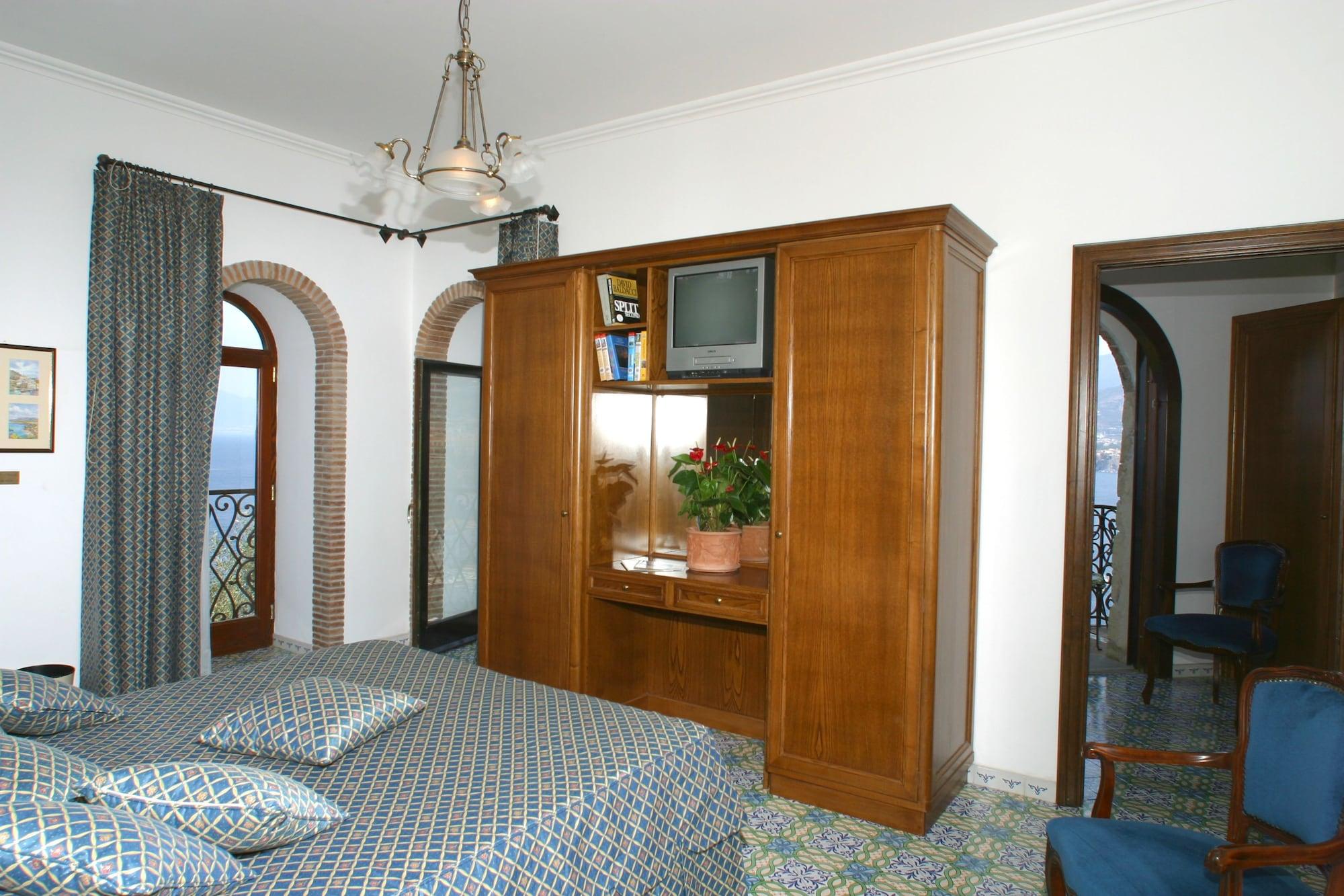 Hotel La Tonnarella Sorrento Exterior foto