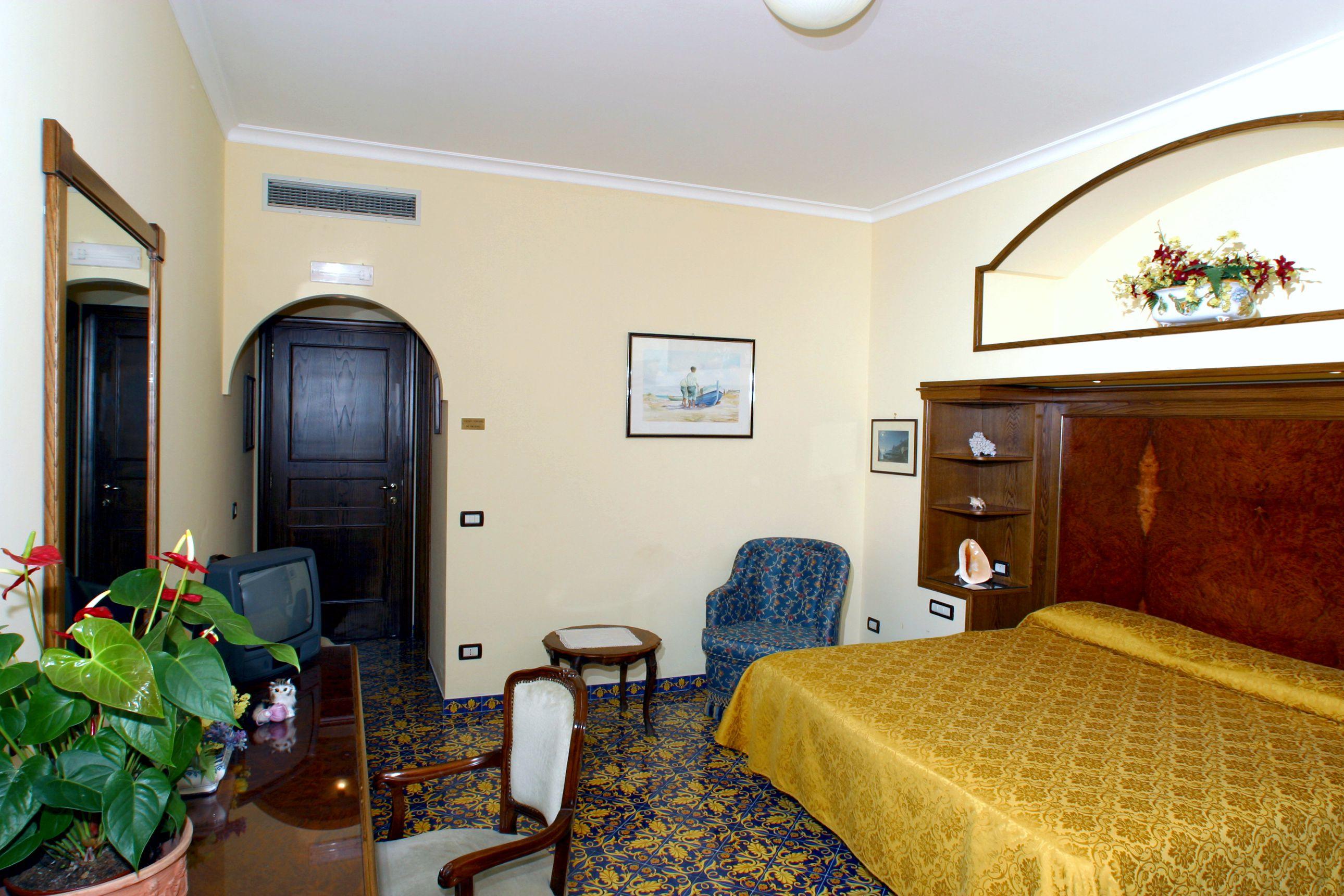 Hotel La Tonnarella Sorrento Exterior foto