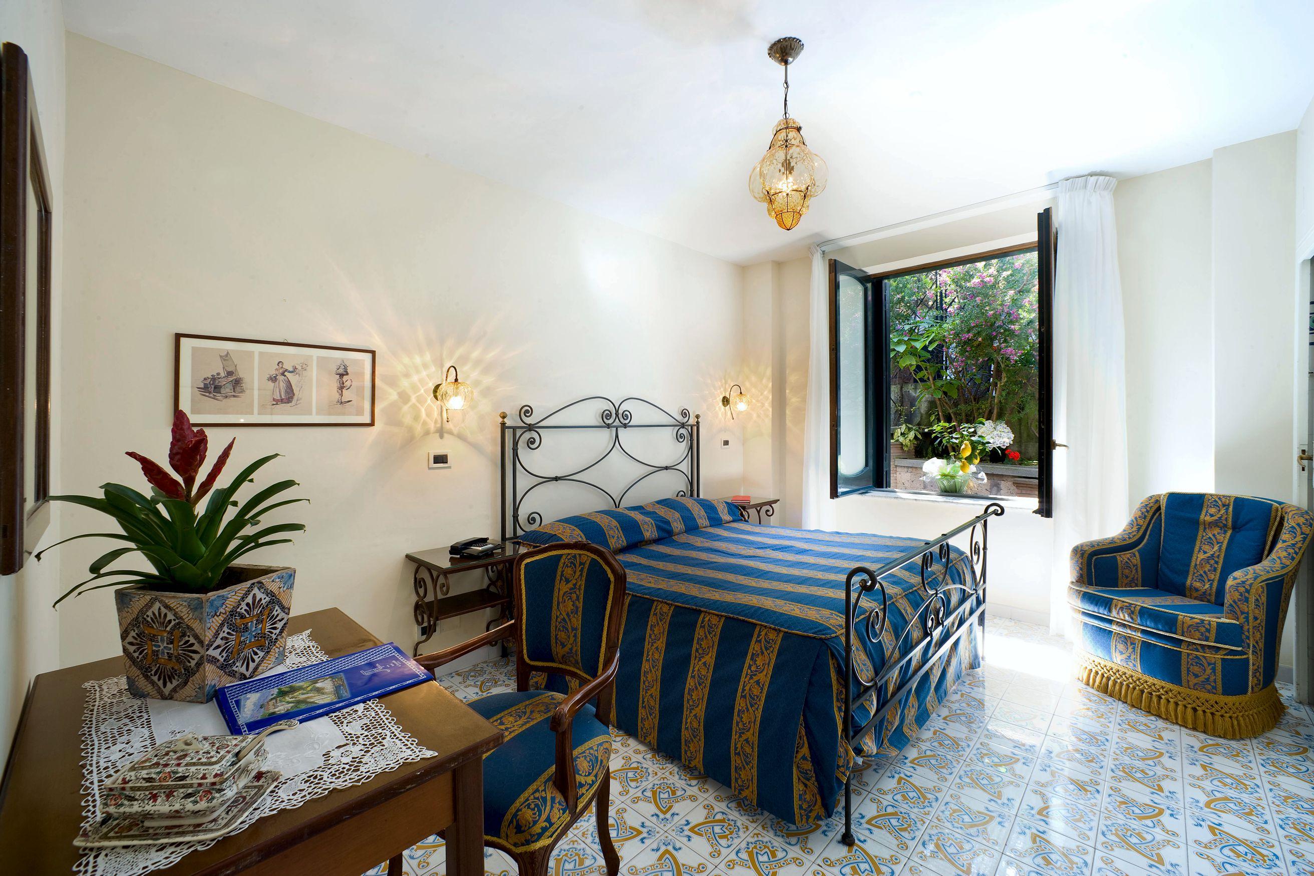 Hotel La Tonnarella Sorrento Cameră foto
