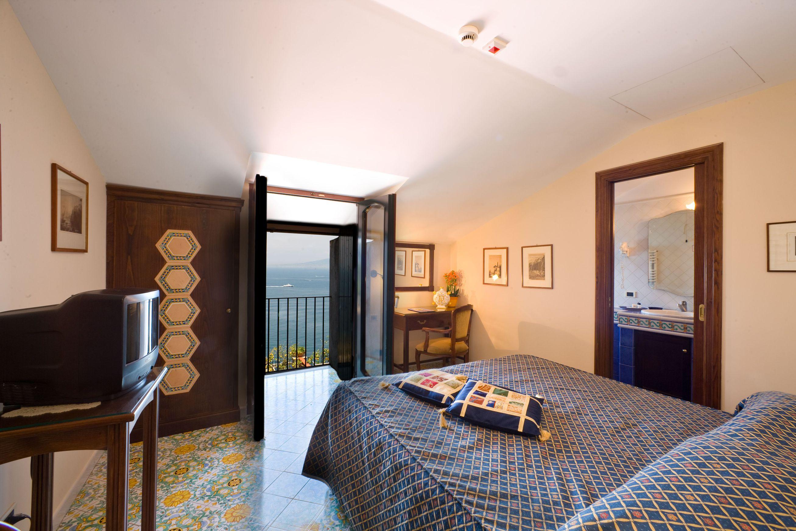 Hotel La Tonnarella Sorrento Exterior foto