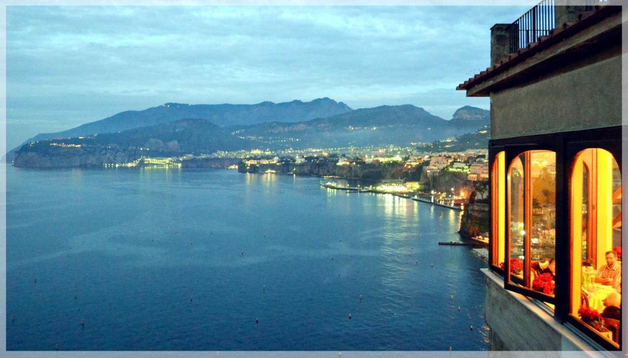 Hotel La Tonnarella Sorrento Exterior foto