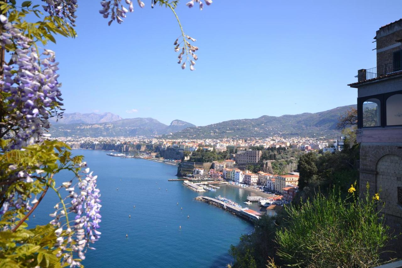 Hotel La Tonnarella Sorrento Exterior foto