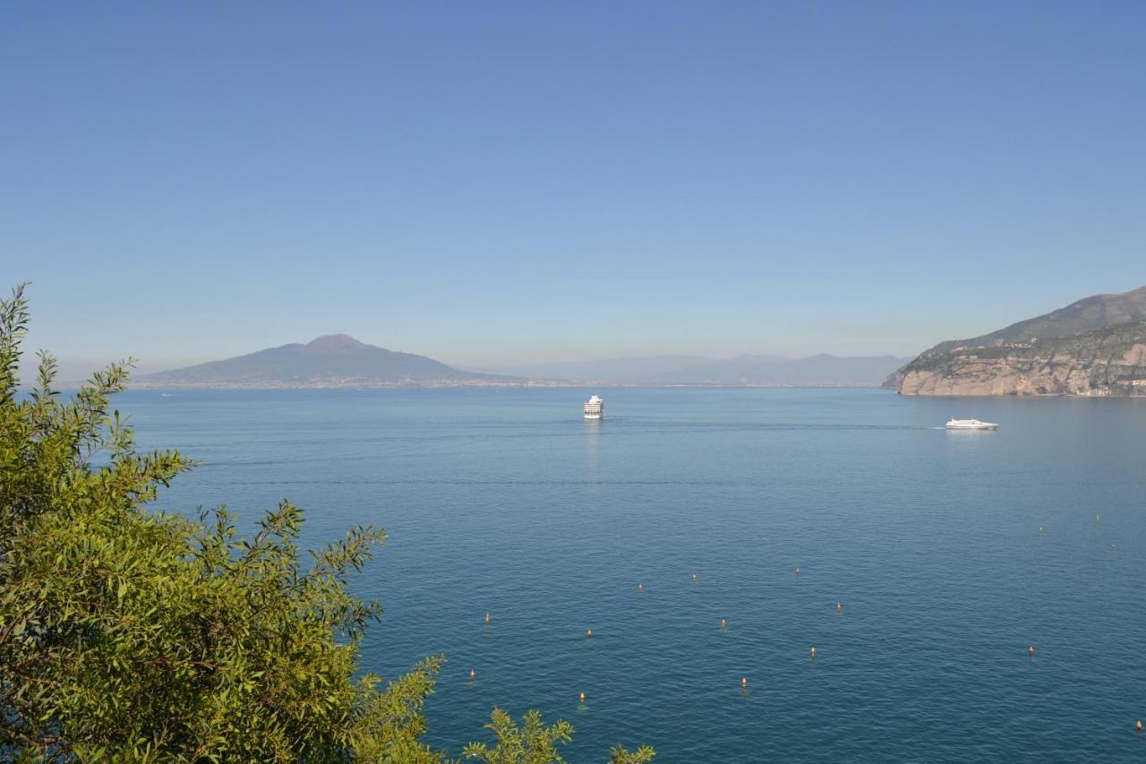 Hotel La Tonnarella Sorrento Exterior foto